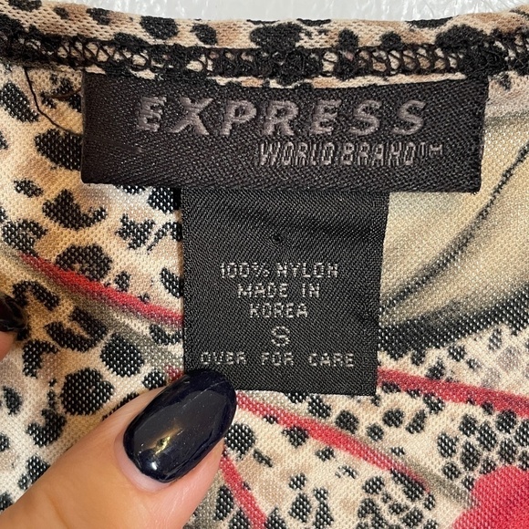 Express Sheer Top Red/Black/Ecru Rose Pattern Front Ties Size S - Picture 10 of 10